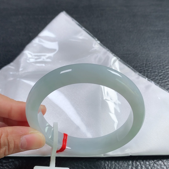 翡翠未镶嵌手镯60圈