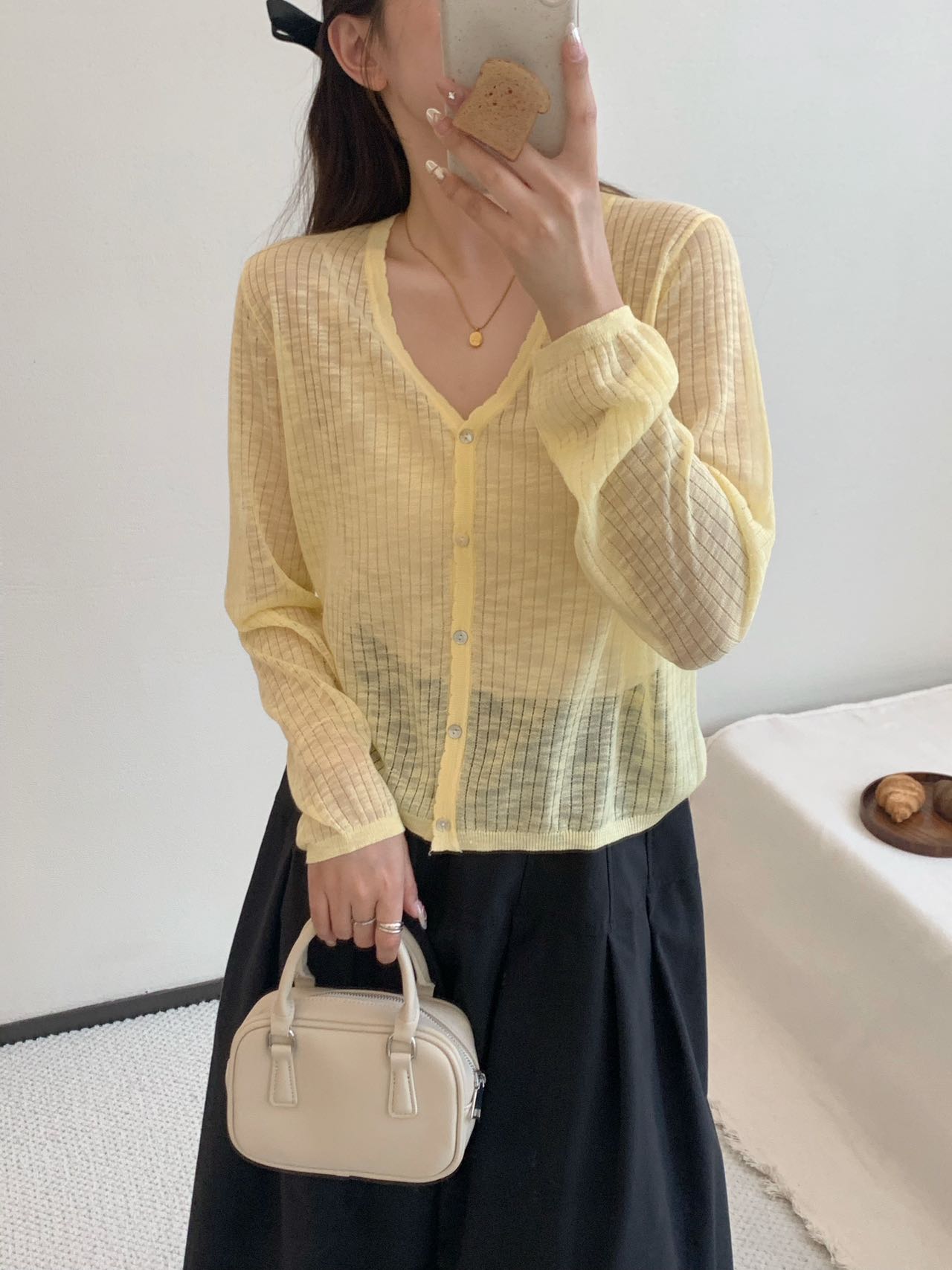 【潘潘.928831】2025年夏新款竹节麻纯色V领防晒针织开衫5.14福利