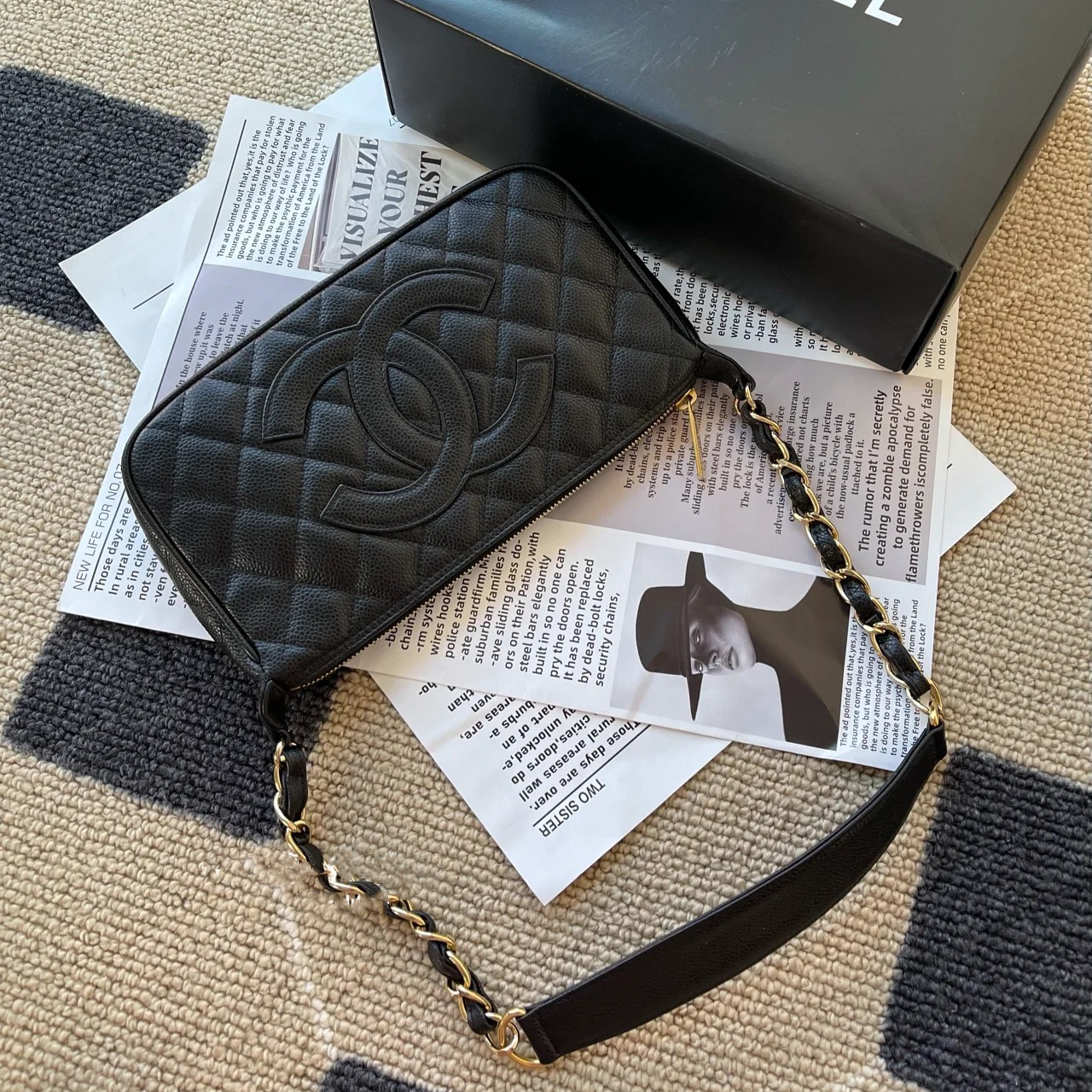 95新 Chanel/香奈儿 7姐专场/黑金荔枝牛中古hobo腋下包