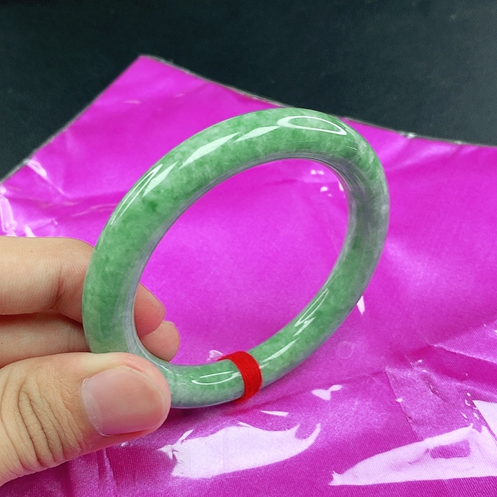 翡翠手镯未镶嵌圈57.7。4204