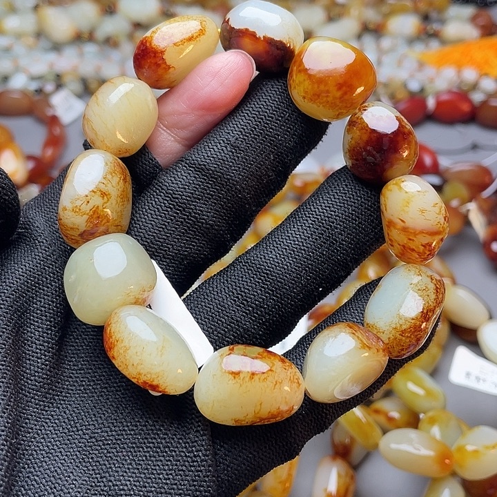 缘***和田玉未镶嵌手链