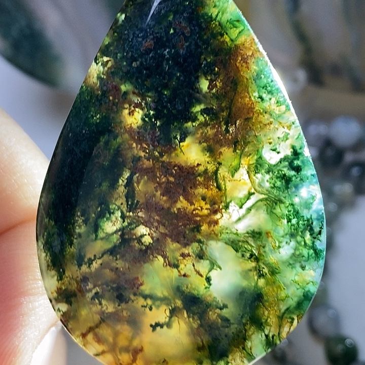 方***冀玛瑙/玉髓未镶嵌吊坠(赠链)