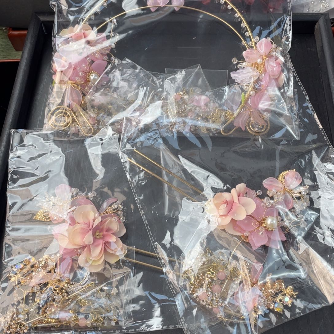混合材质新娘头饰默认微瑕不退换