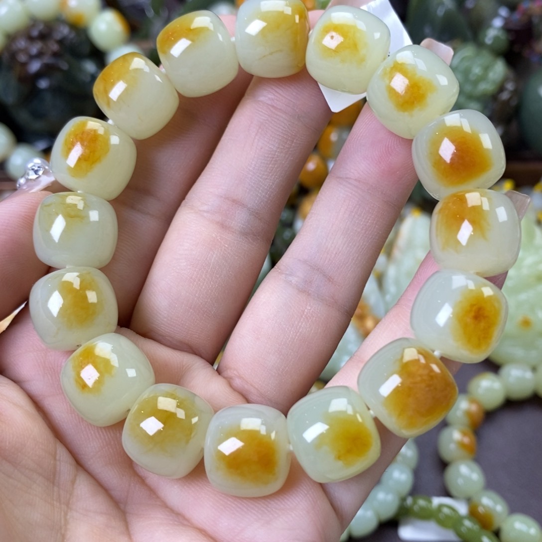 手串未镶嵌透闪石质玉9**7