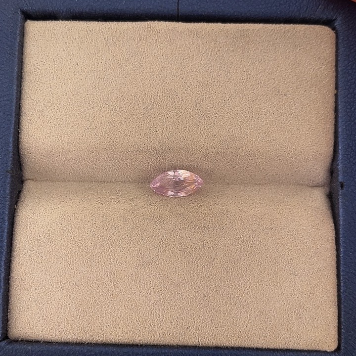 定制尖晶石裸石未镶嵌0.88克拉