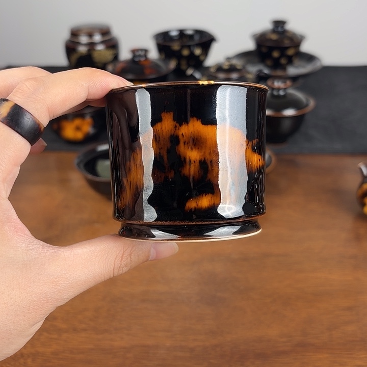 瓷玳瑁釉大容天杯