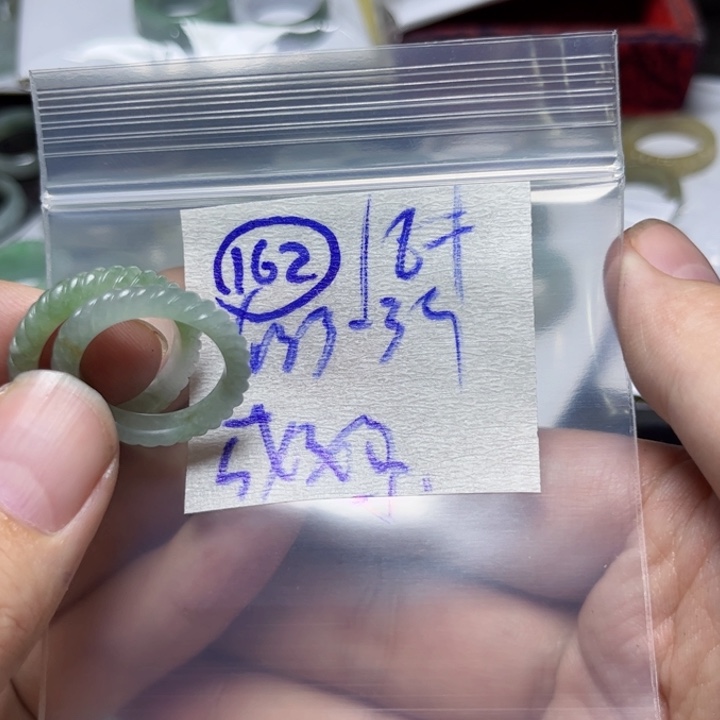 定制翡翠未镶嵌成*