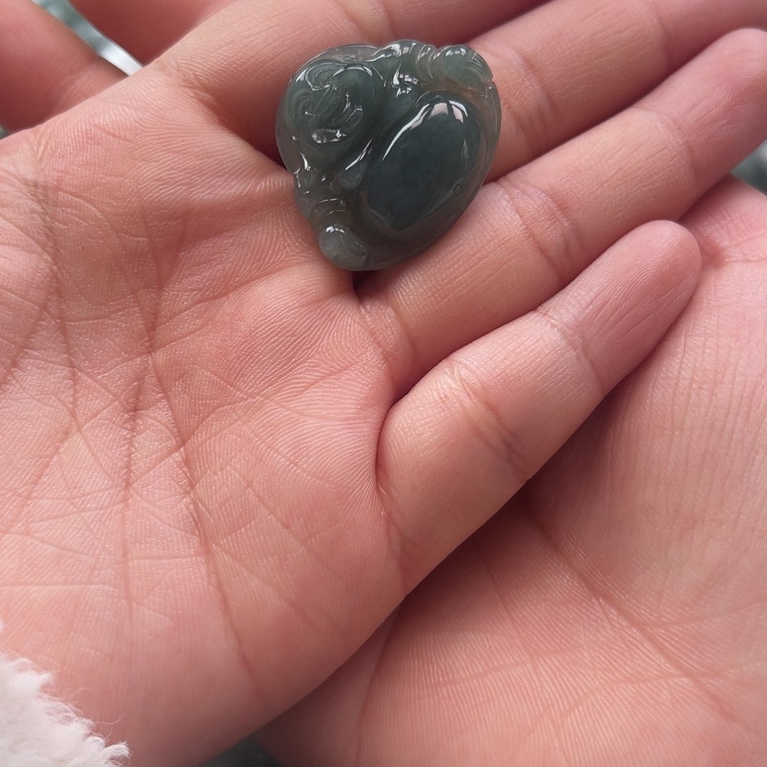 翡翠颈饰未镶嵌天然翡翠