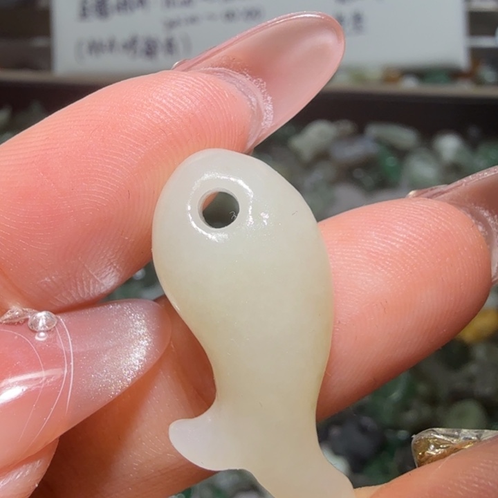 和田玉未镶嵌珠宝半成品
