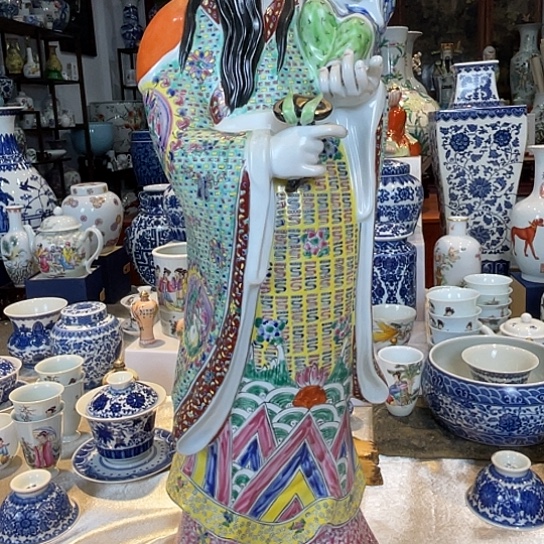 壶方**内景德镇陶瓷艺术
