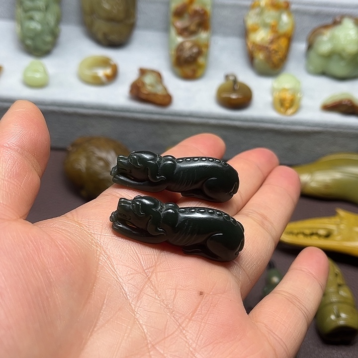 岫岩河磨玉（透闪石质玉）未镶嵌颈饰