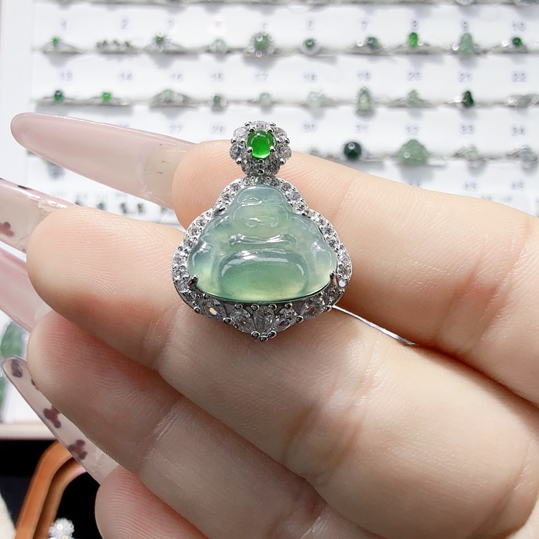 ****i翡翠未镶嵌颈饰翡翠