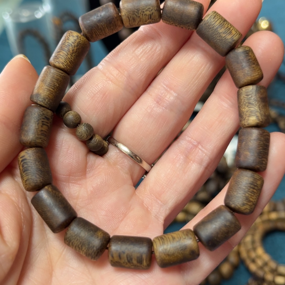 沉香手串陆河卡8-7克多样性发货一条