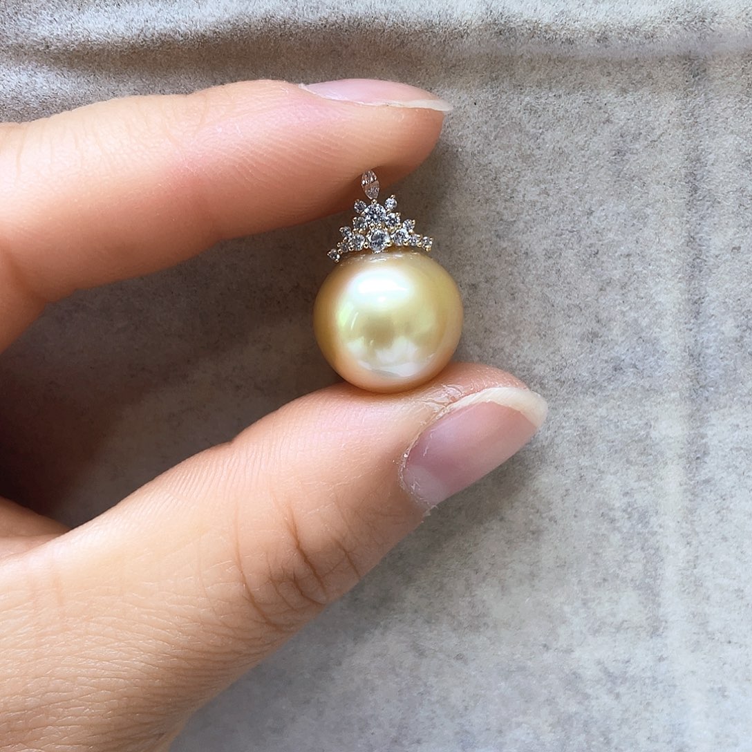 海水珍珠颈饰18K金镶嵌