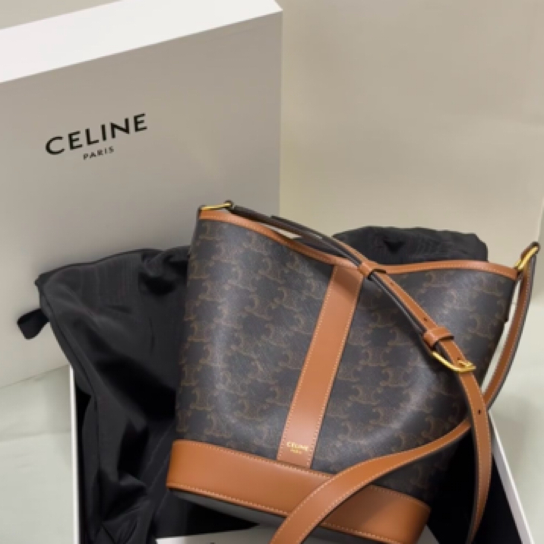95新 Celine/思琳 Celine水桶973019
