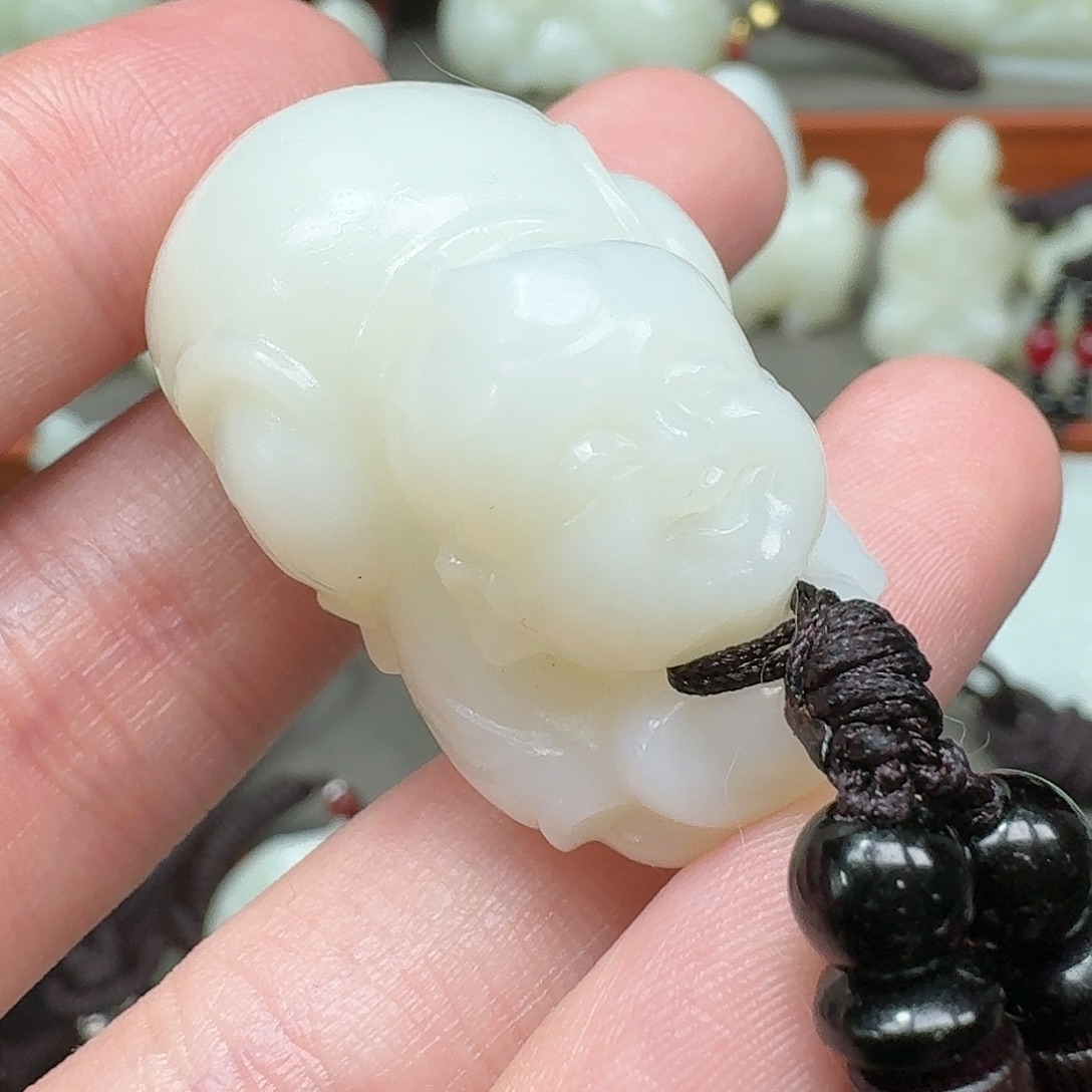 和田玉未镶嵌挂件