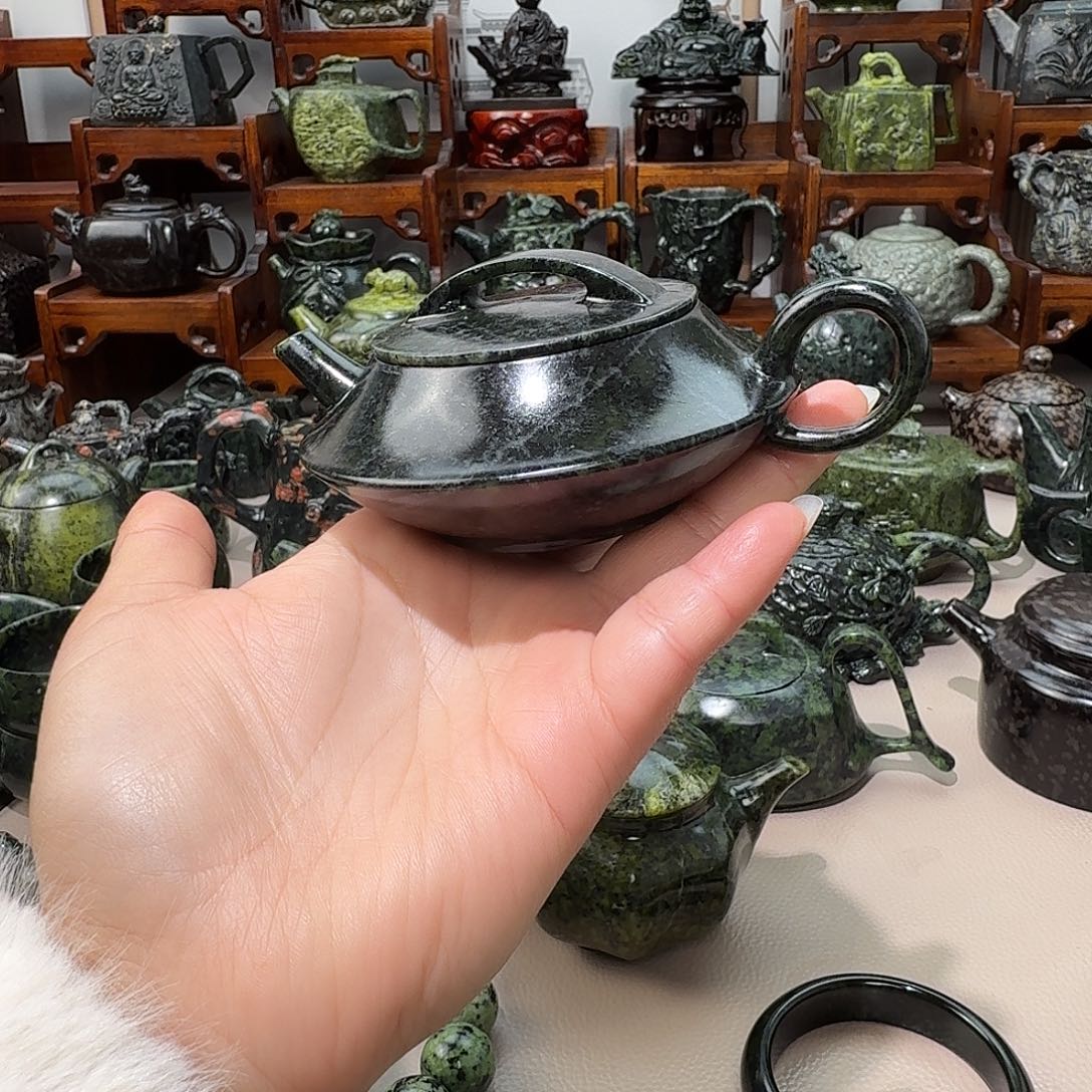 木***园蛇纹石玉未镶嵌藏玉药王石茶壶摆件
