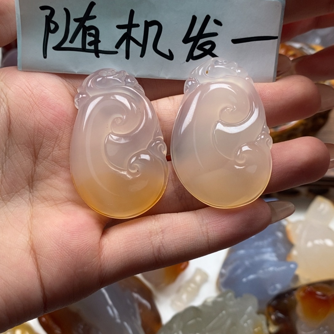 玛瑙/玉髓未镶嵌颈饰