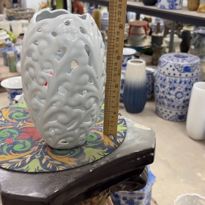 微瑕青花瓷器值得购买