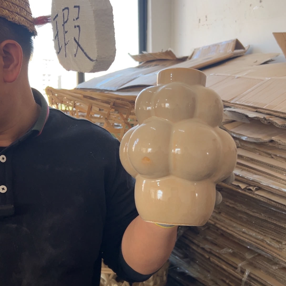 摆件109 号高中低温陶瓷工艺瓶（部分微瑕）