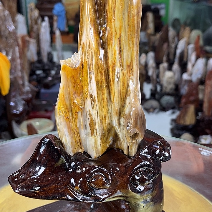 缅甸天然树化玉摆件