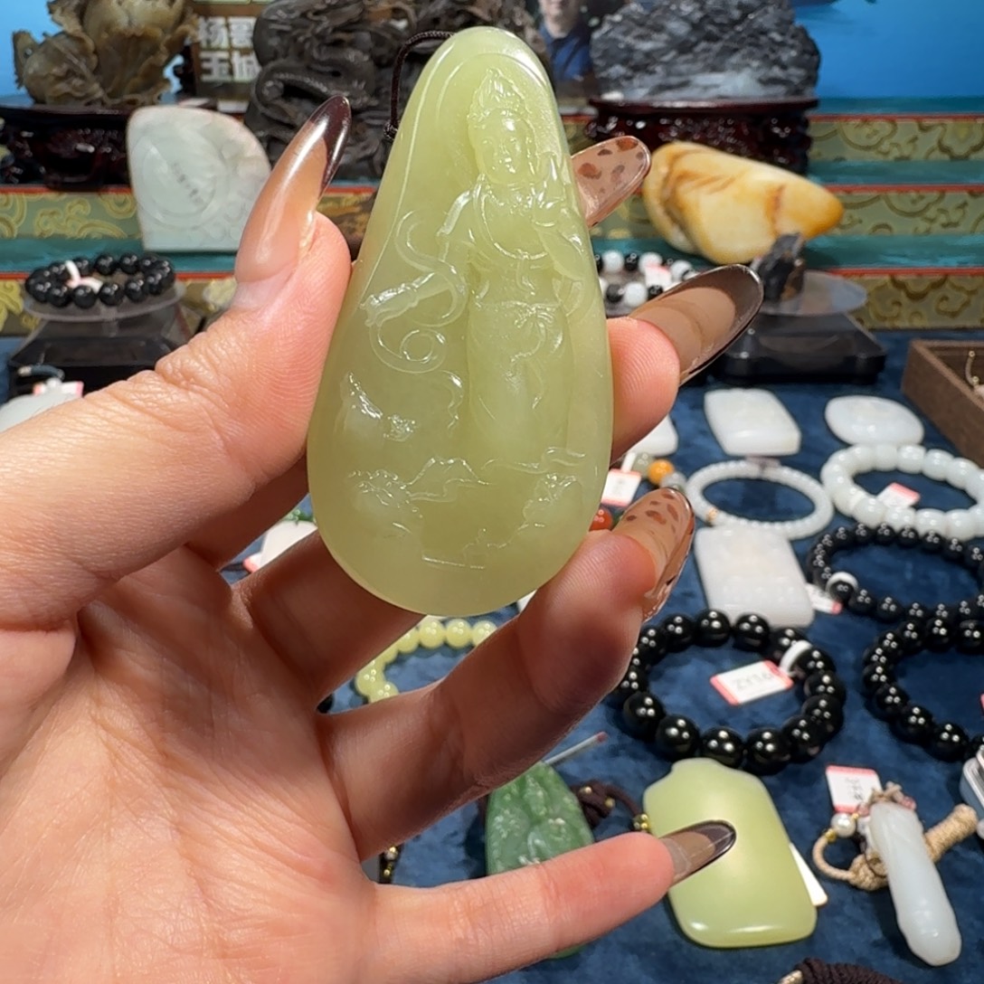 和田玉未镶嵌吊坠(不含链)