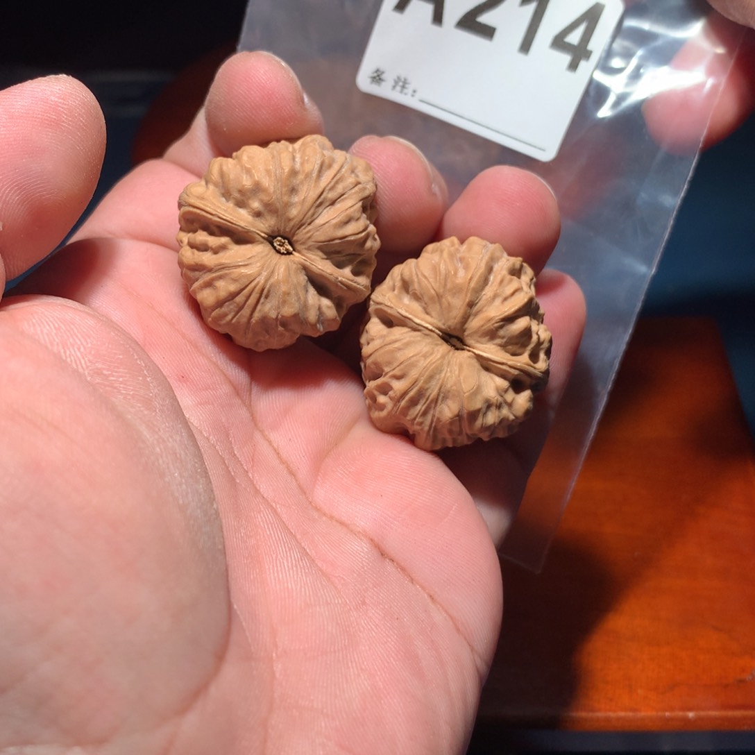 文玩核桃吊坠门头沟 214