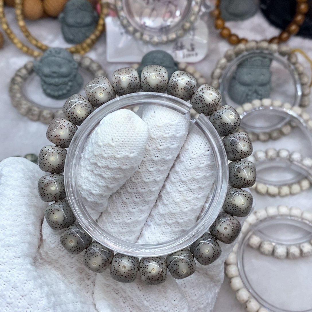 星月菩提手串宝****?1111111111111