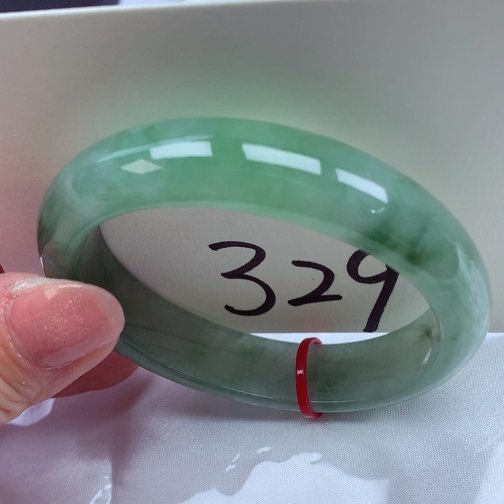 翡翠手镯（贵妃镯）未镶嵌翡翠