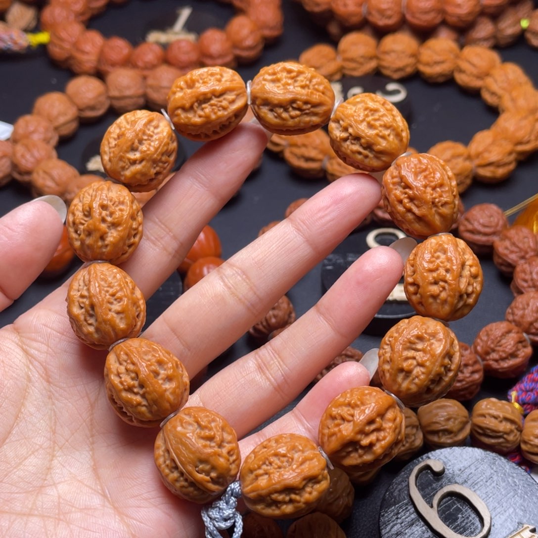 文玩核桃手串粗筋111