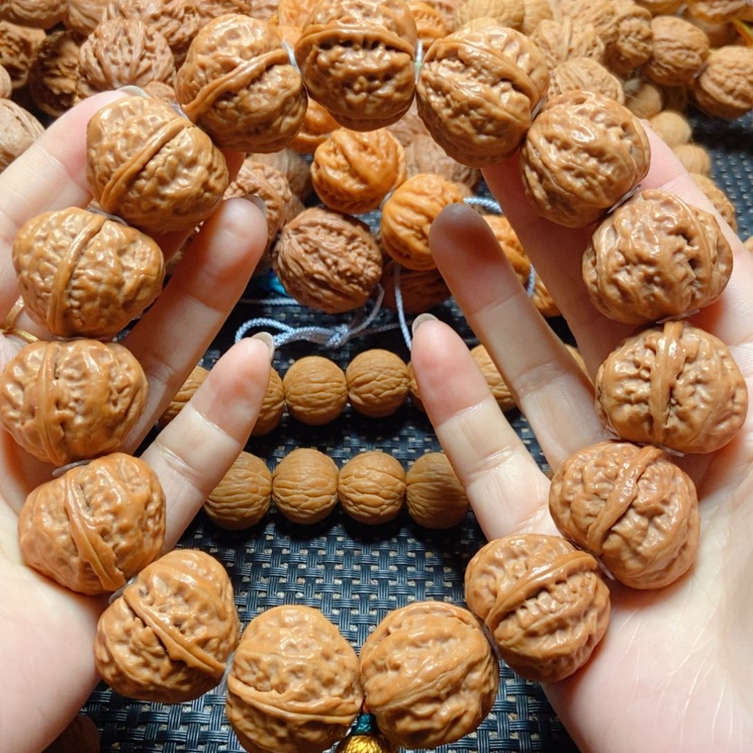 文玩核桃手串金蟾元宝