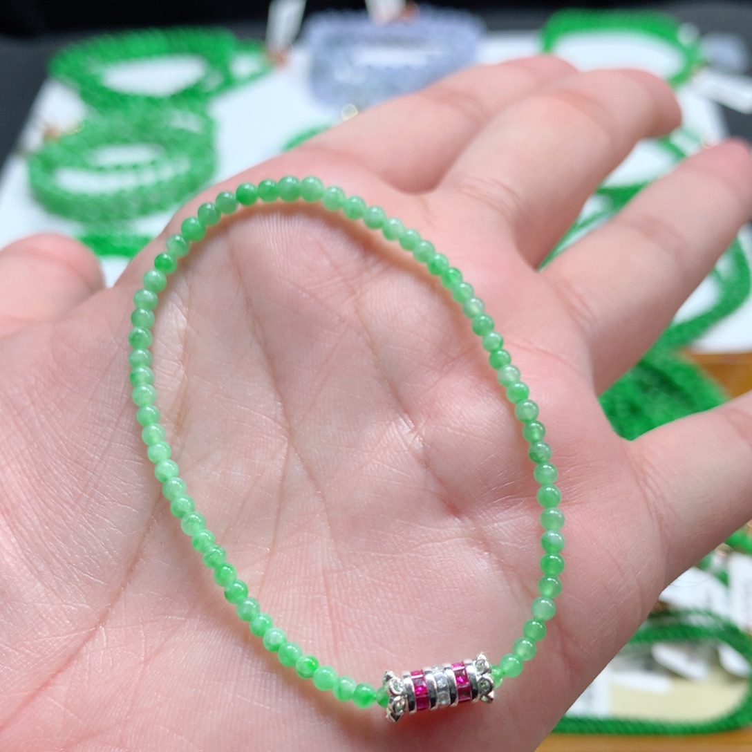 翡翠未镶嵌手链翡翠