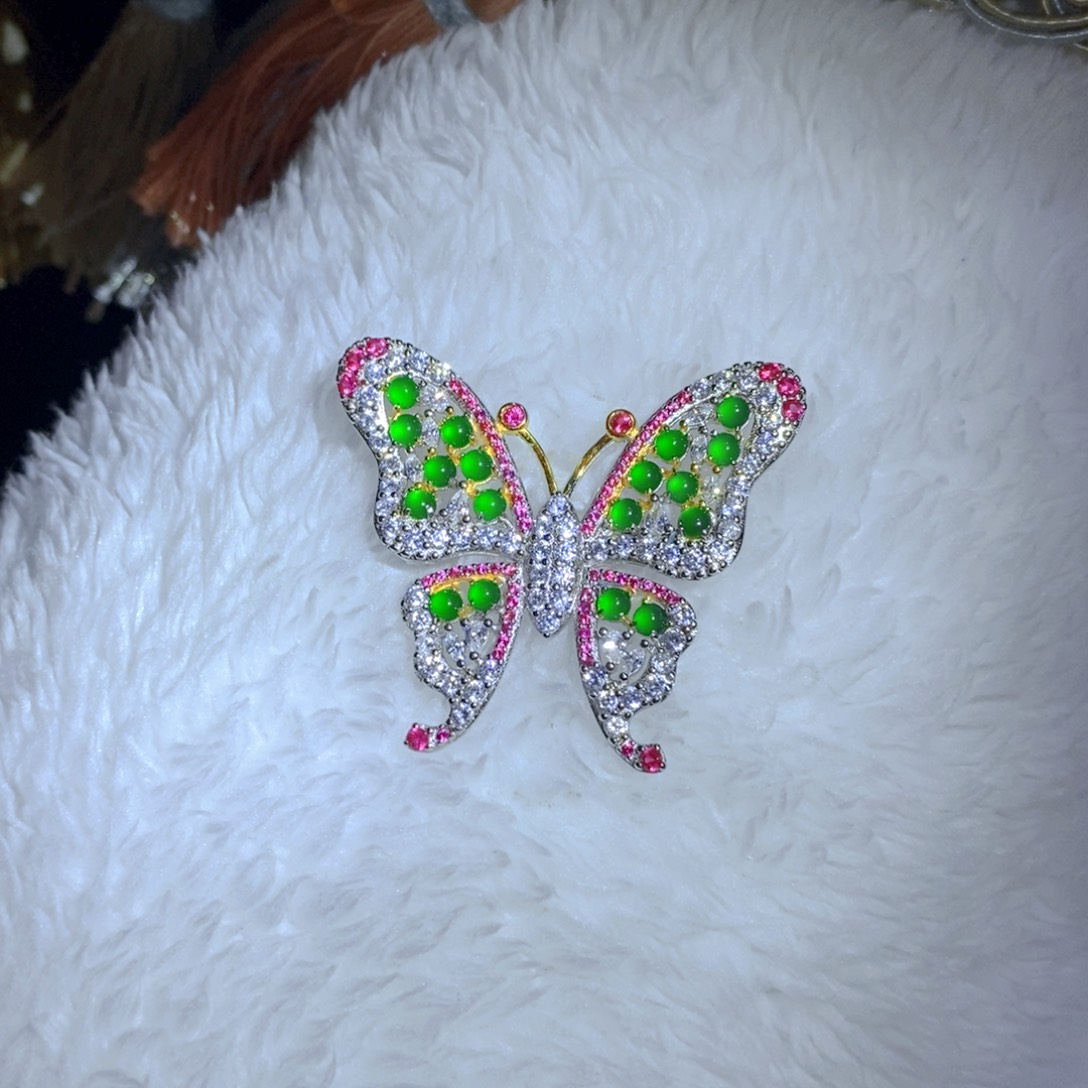 翡翠颈饰银S925镶嵌天然翡翠