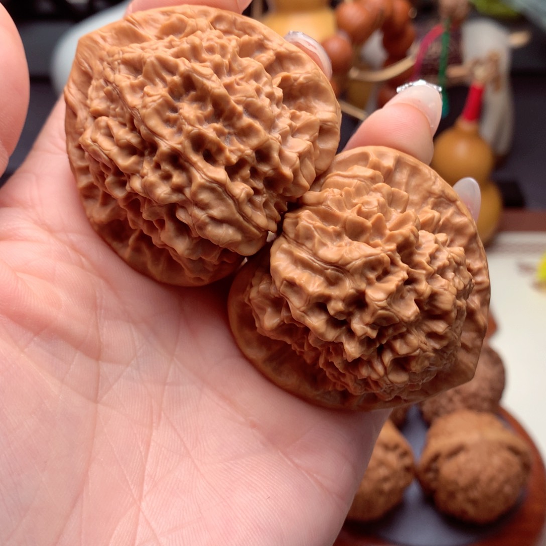 文玩核桃吊坠官帽。  6号