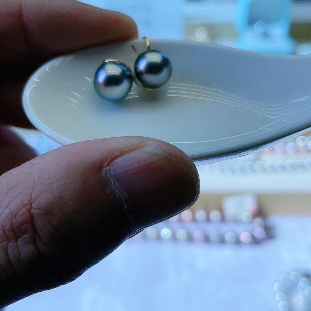 海水珍珠耳饰18K金镶嵌