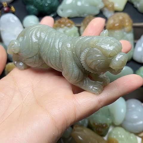 颈饰未镶嵌和田玉發*