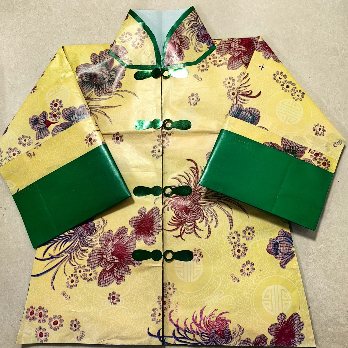 寒衣节中元节祭拜用烧纸衣服