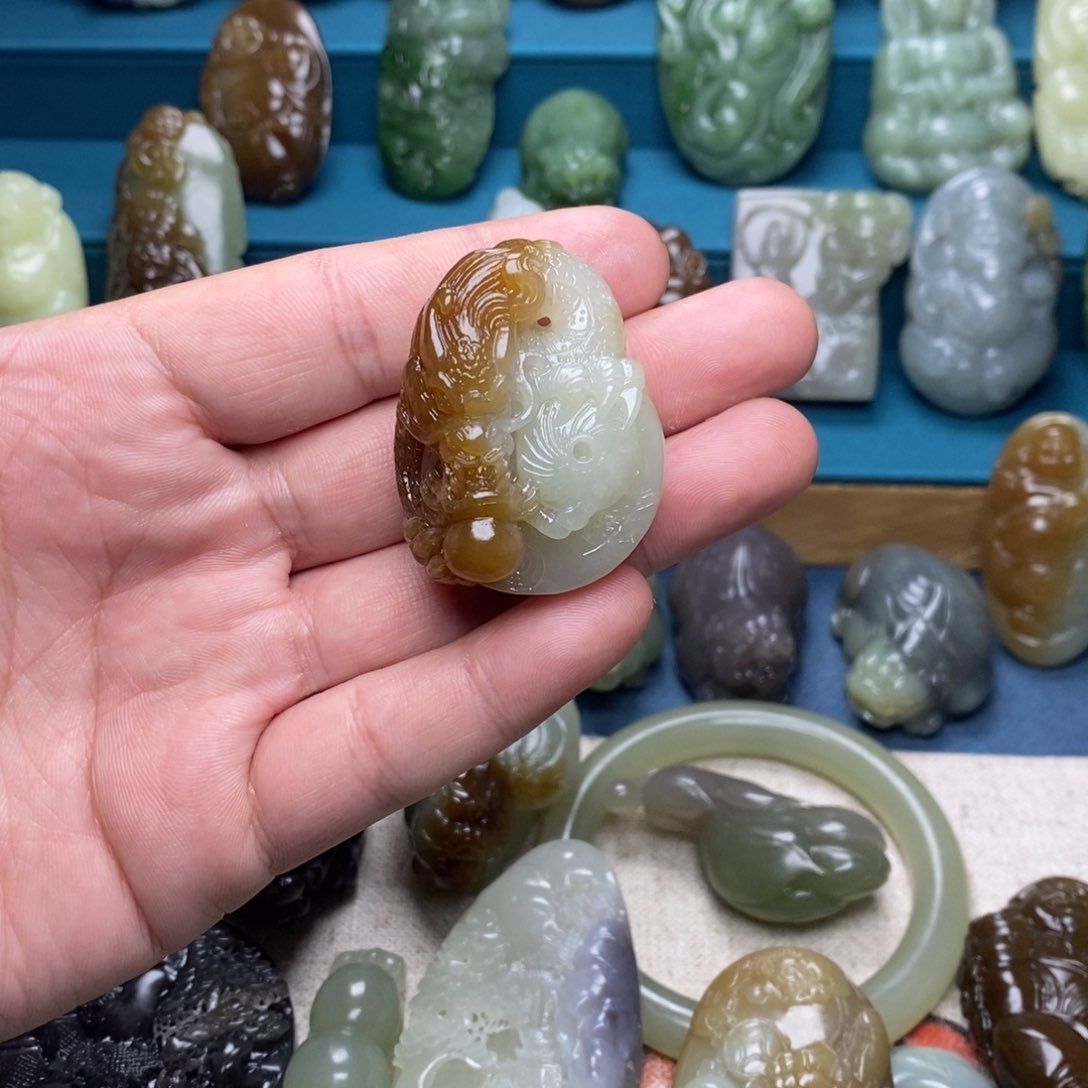 【闪购商品】和田玉颈饰未镶嵌