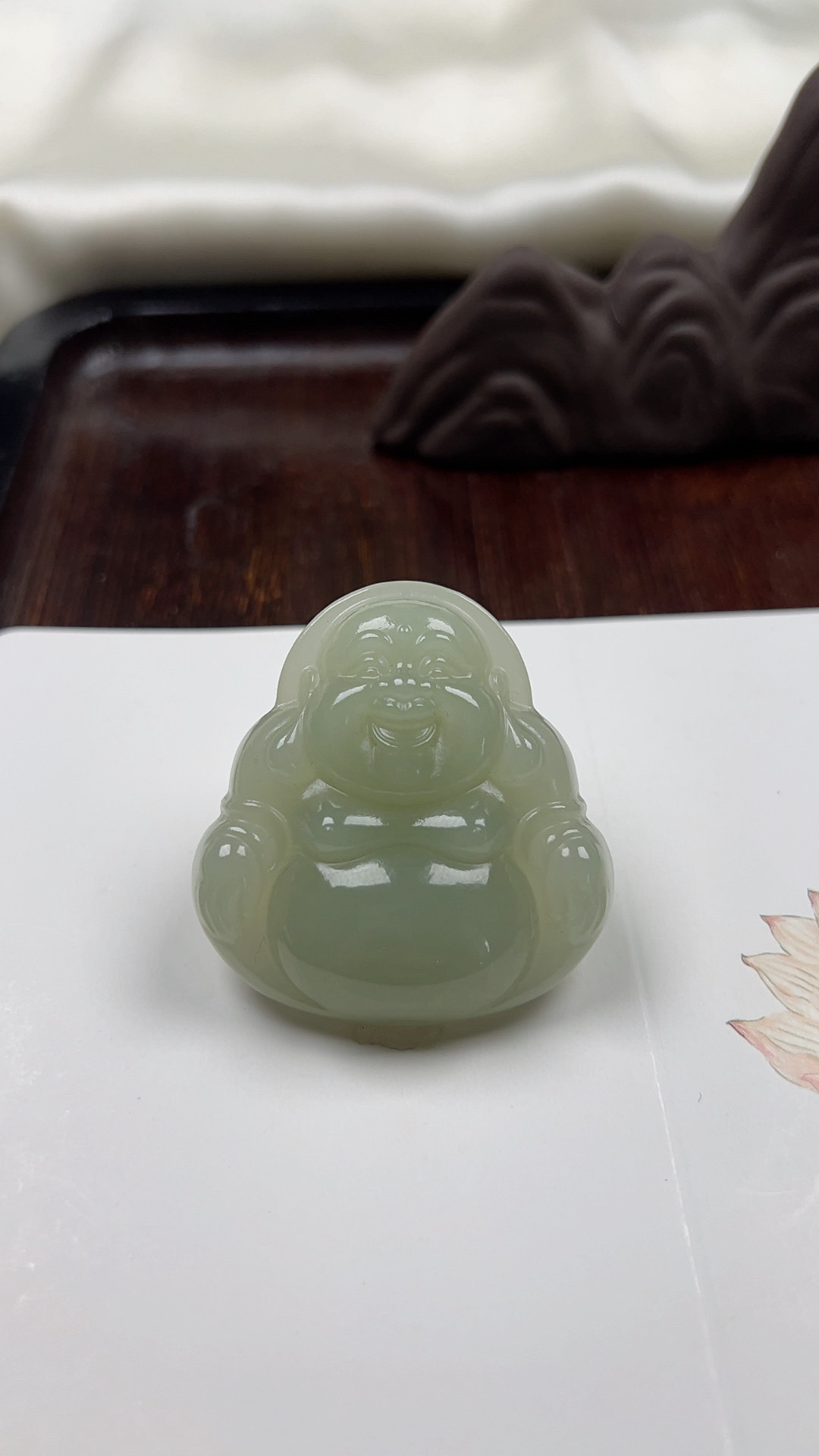 天然和田玉，青海料浅清水大佛，玉质细腻油润49.2×46.9×11.6