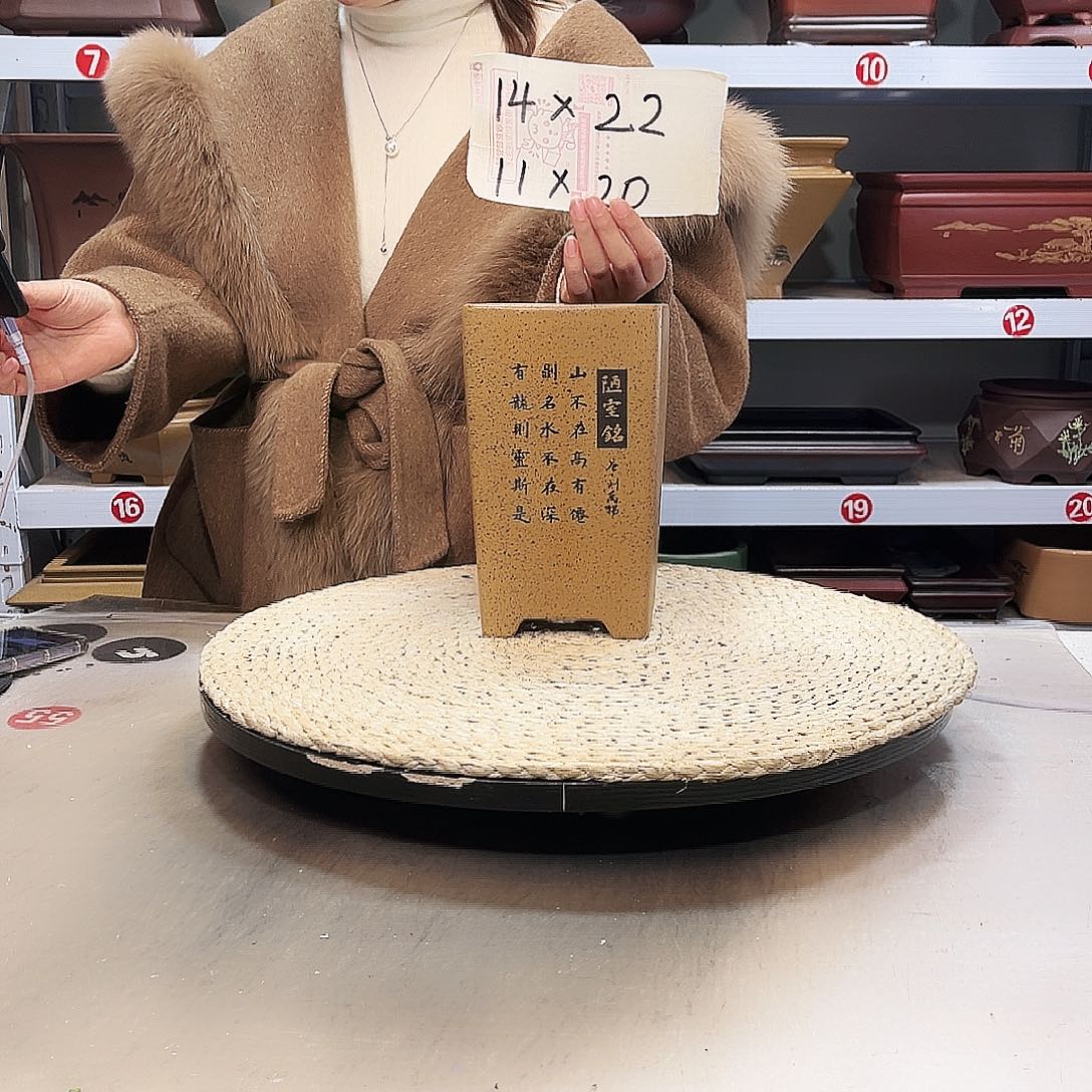 花盆红泥紫砂花盆中