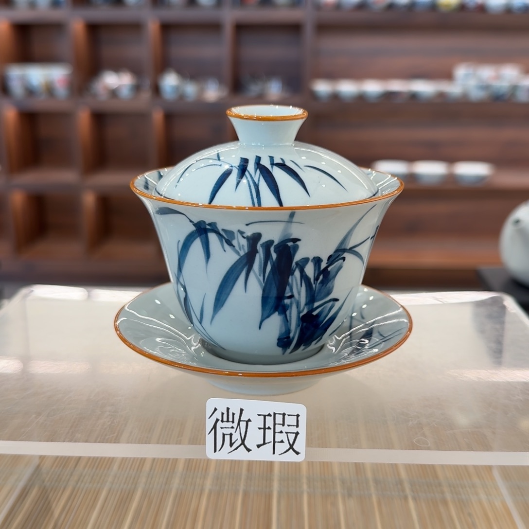 釉下手绘茶具微瑕