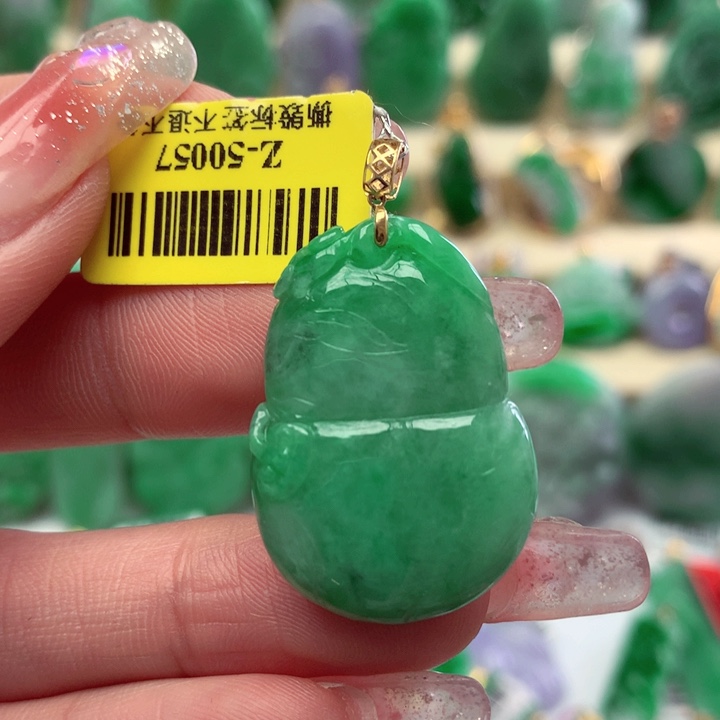 翡翠颈饰18K金镶嵌挂件