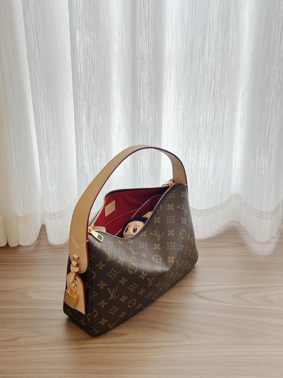 99新 LouisVuitton/路易威登 lv 老花slouchy小号/99新/优选
