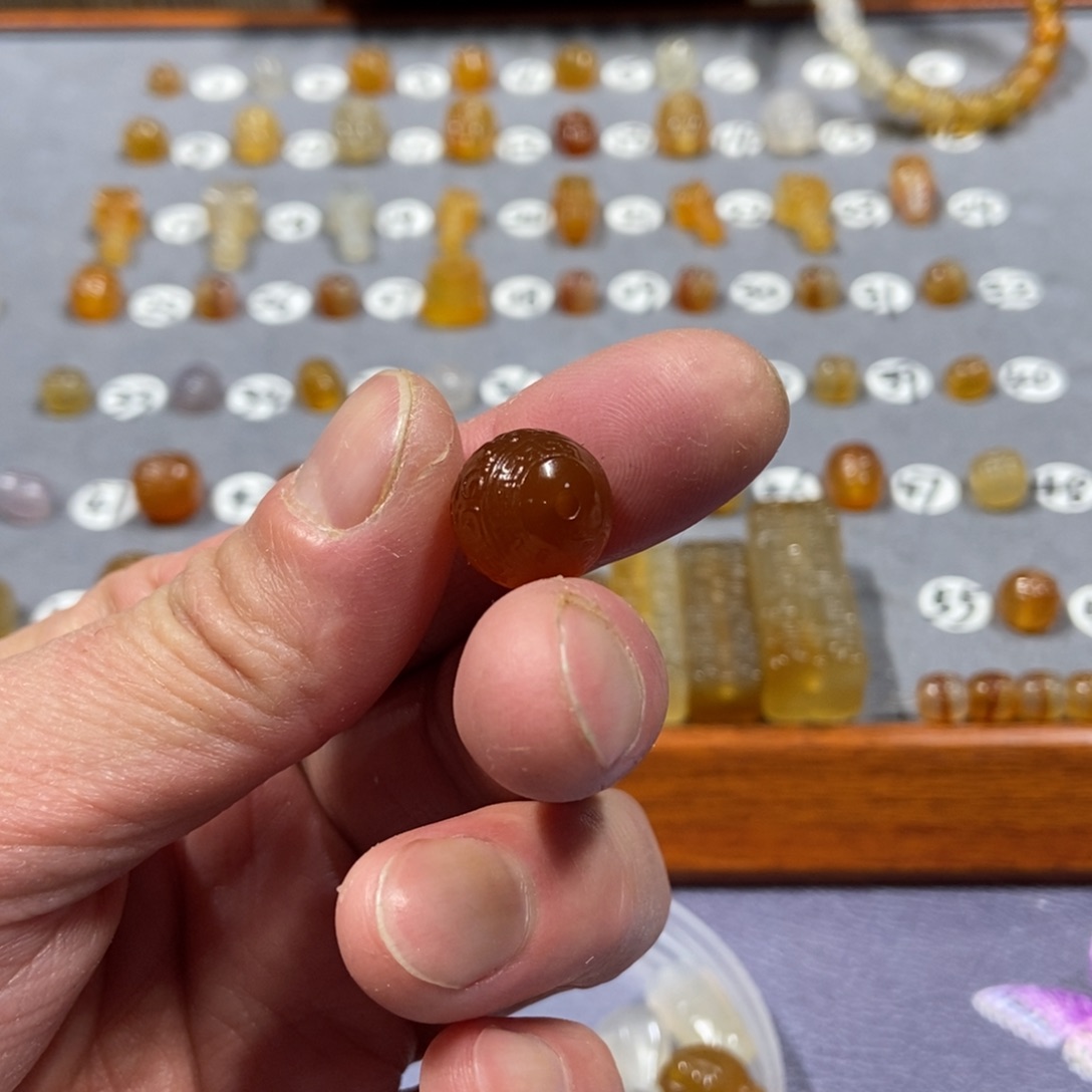 常****玛瑙/玉髓合金颈饰珠