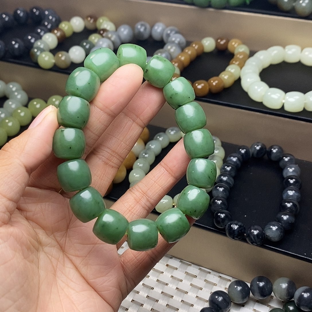 和田玉未镶嵌手链卡14