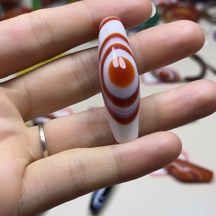 蒋***林玛瑙/玉髓未镶嵌颈饰