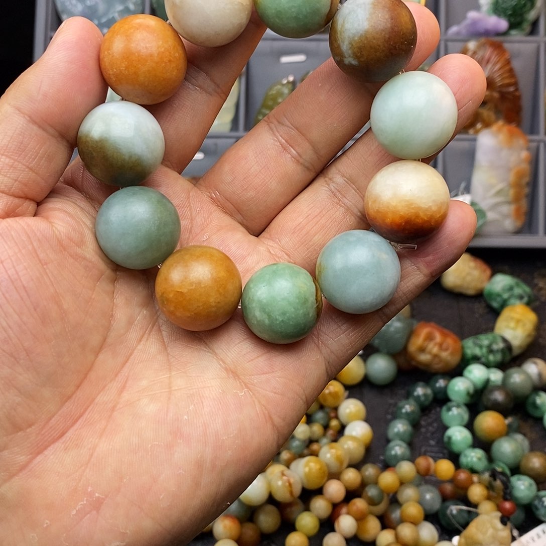 翡翠手串未镶嵌多宝卡20+