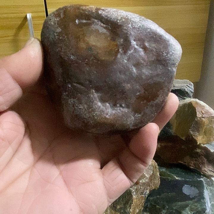 勿***恋蛇纹石玉未镶嵌摆件