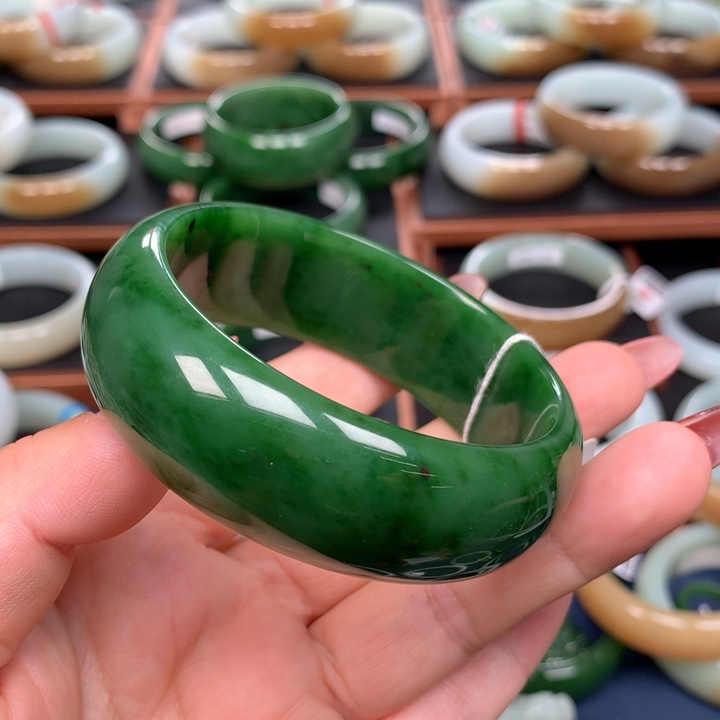 和田玉（碧玉）手镯未镶嵌5960圈口