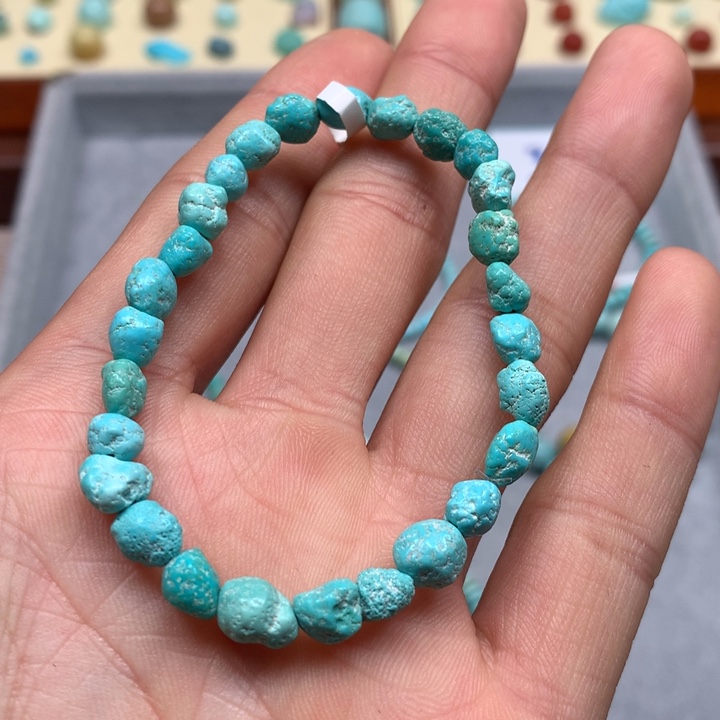 绿松石配饰未镶嵌